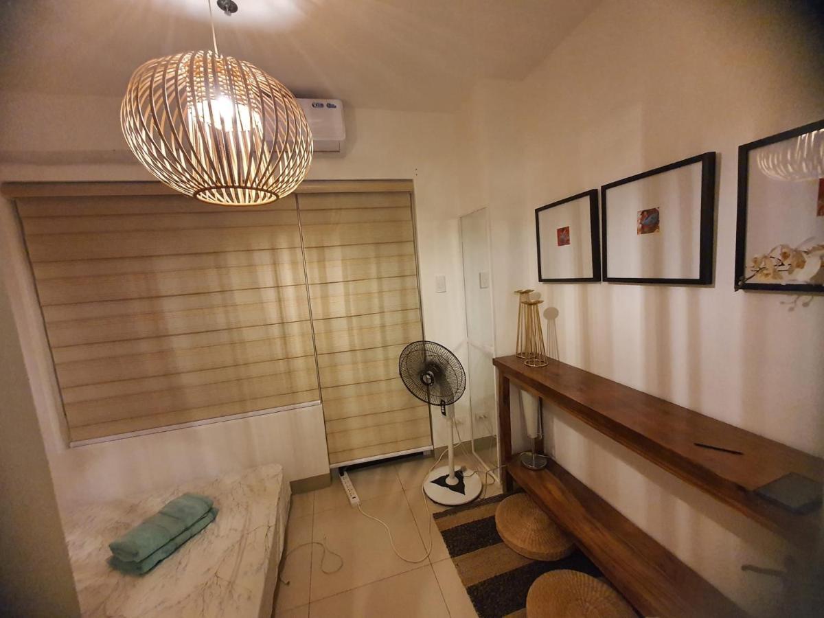 Asian Modern Penthouse Unit Tagaytay City Exterior photo